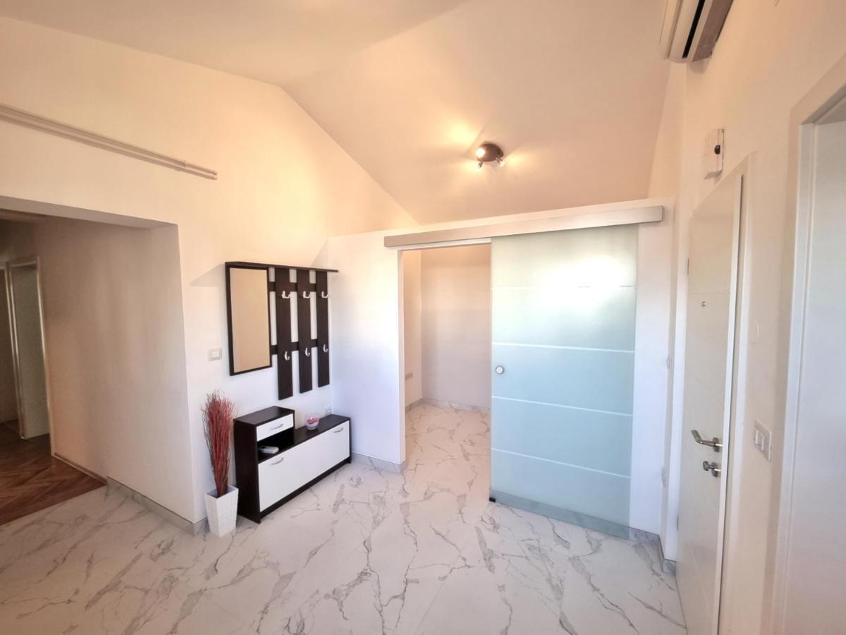 Apartment Ivis Винкуран Екстер'єр фото